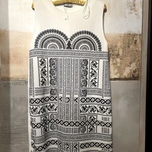 New ZARA white dress with black print size m